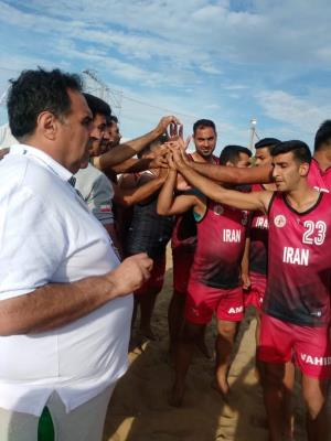 دیدار تدارکاتی تیم های ساحلی ایران و برزیل در روسیه 